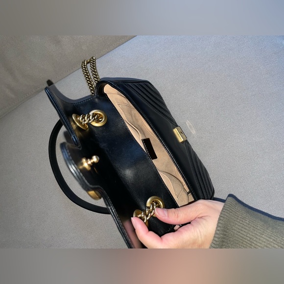 GUCCI - GG Marmont matelassé mini bag - Picture 5 of 16